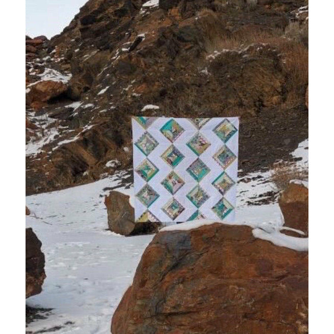 Quilt top by @mtnairhandmade