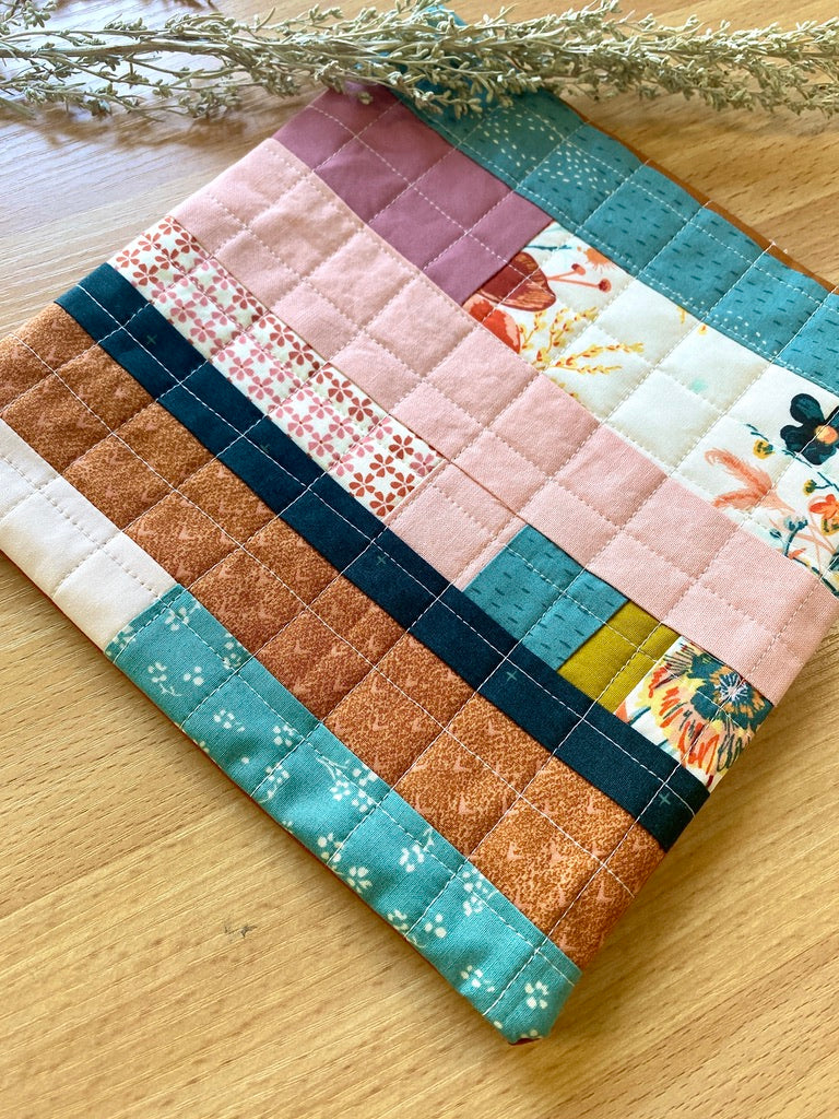 Scrappy Mini Quilt Tutorial Pattern