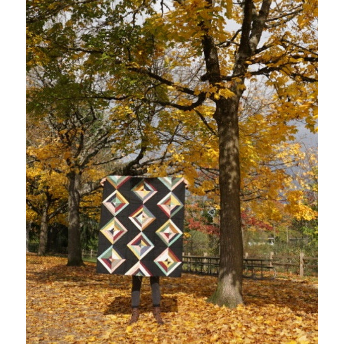 Quilt top by @alyssapearlquilts